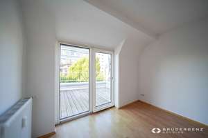 3-4 Zimmer: Maisonette-Dachgeschosswohnung mit Terrasse direkt auf der Luegallee – Luegallee 10, 40545 Oberkassel, Düsseldorf – Vorschaubild 15