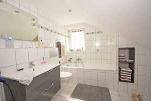 BERZDORF: Modernisiertes 5-Familienhaus (DG-Wohnung bezugsfrei) – Rhein-Erft-Kreis – Vorschaubild 14