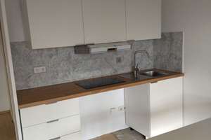 Helle 1-Zimmer-Wohnung mit Balkon & neuer Einbauküche – 40 m² – Hägewiesen 120, 30657 Sahlkamp, Hannover – Vorschaubild 1
