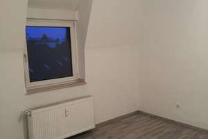 4,5 Zimmer Wohnung über den Dächern von Duisburg-Baerl, inklusive ca. 80qm Dachboden – Geststraße 5a, 47199 Baerl, Duisburg – Vorschaubild 7