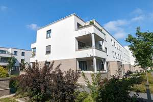 Ihr neues Zuhause in Striesen: 4 Zimmer, Gäste-Bad, 2 Balkone, Lift & TG – Eibenstocker Straße 99b, 1277 Striesen-Ost, Dresden – Vorschaubild 3