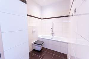 Flexible 4-Zimmerwohnung mit Balkon, Fußbodenheizung, Gäste- WC, Badezimmer mit Wanne und Dusche – Halberstädter Str. 137, 39112 Sudenburg, Magdeburg – Vorschaubild 10