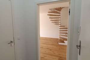 Erstbezug nach Kernsanierung – Neubaugleiche Maisonette- Whg. mit einem Blick ins Grüne und Balkon. – Die vollständige Adresse der Immobilie erhältst du vom Anbieter., 81375 Neuhadern, München – Vorschaubild 21