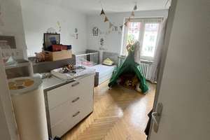 Juwel in Obergiesing - Großzügige
3-Zimmer-Wohnung mit Balkon ab August verfügbar! – Lungstraße 7, 81549 Südgiesing, München – Vorschaubild 9