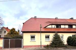 Haus mit Charme, großem Garten und Nebengelass – Die vollständige Adresse der Immobilie erhältst du vom Anbieter., 99439 Neumark – Vorschaubild 1