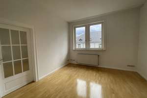 Viel Platz für den Alltag in dieser 4-Zimmer-Wohnung in Wiesbaden – Philippsbergstraße 35, 65195 Nordost, Wiesbaden – Vorschaubild 12