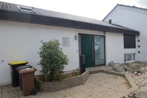 Viel Platz im Garten  in Oggersheim: Saniertes Reihenmittelhaus mit großem Gartenund Terrasse – 67071 Oggersheim, Ludwigshafen am Rhein – Vorschaubild 2