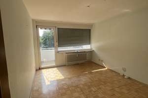 Sanierungsbedürftige 2-Zimmer-Wohnung mit Balkon und Loggia in ruhiger Lage am Dutzendteich – Schultheißallee 63, 90478 Ludwigsfeld, Nürnberg – Vorschaubild 3