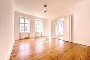 leerstehende Altbauwohnung – Berlin – Vorschaubild 1