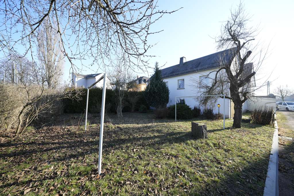 Immobilie in Altmittweida - +++ Einfamilienhaus mit sonnigem Garten und Garage +++ - Bild 0