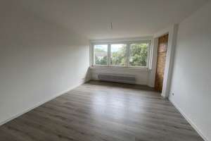 Schöne Wohnung zu sofort - 3 Zi.-Whng.- mit Balkon - Duisburg Rheinhausen – Brahmsstraße 26, 47226 Rheinhausen-Mitte, Duisburg – Vorschaubild 3