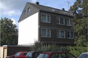 Zweifamilienhaus (25 qm Einliegerwohnung)
