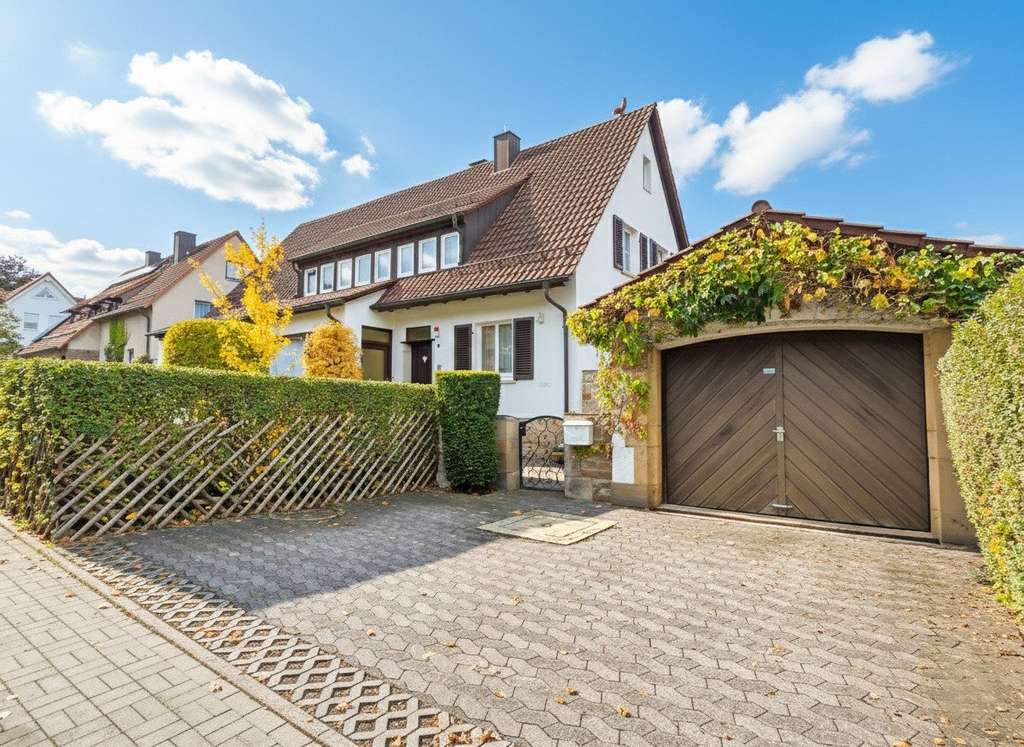 Immobilie in Hünfeld - Hünfeld, Wohnhaus mit ELW - Bild 0