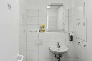 Großzügige, helle 4-Zimmer-Wohnung in München-Schwabing nahe Luitpoldpark – Die vollständige Adresse der Immobilie erhältst du vom Anbieter., 80796 Am Luitpoldpark, München – Vorschaubild 11