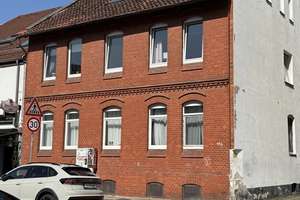 Klassisches Dreifamilienhaus im Herzen von Kirchrode (2)