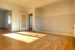 *** Großzügig geschnittenes 2-Zimmer-Apartment - hell und freundlich ***