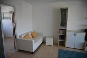 Attraktives 1,5-Zimmer-Appartement mit Balkon, Aufzug und Stellplatz in Stuttgart-Botnang – Furtwänglerstraße 62, 70195 Botnang-Nord, Stuttgart – Vorschaubild 3