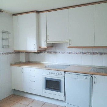 Halbneuer Reihenbungalow zum Verkauf in exzellenter Lage