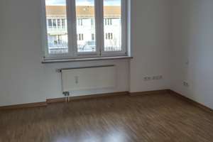 Traumhafte 3-Zi-Whg., bezugsfertig, ruhig, sonnig, Parkett neu - prov.frei – Bautzener Str. 28, 80997 Moosach-Bahnhof, München – Vorschaubild 3