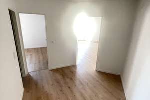 Geschmackvolle Wohnung mit zwei Räumen und Einbauküche in Hannover – Ferdinand-Wallbrecht-Straße 6-8, 30163 List, Hannover – Vorschaubild 4