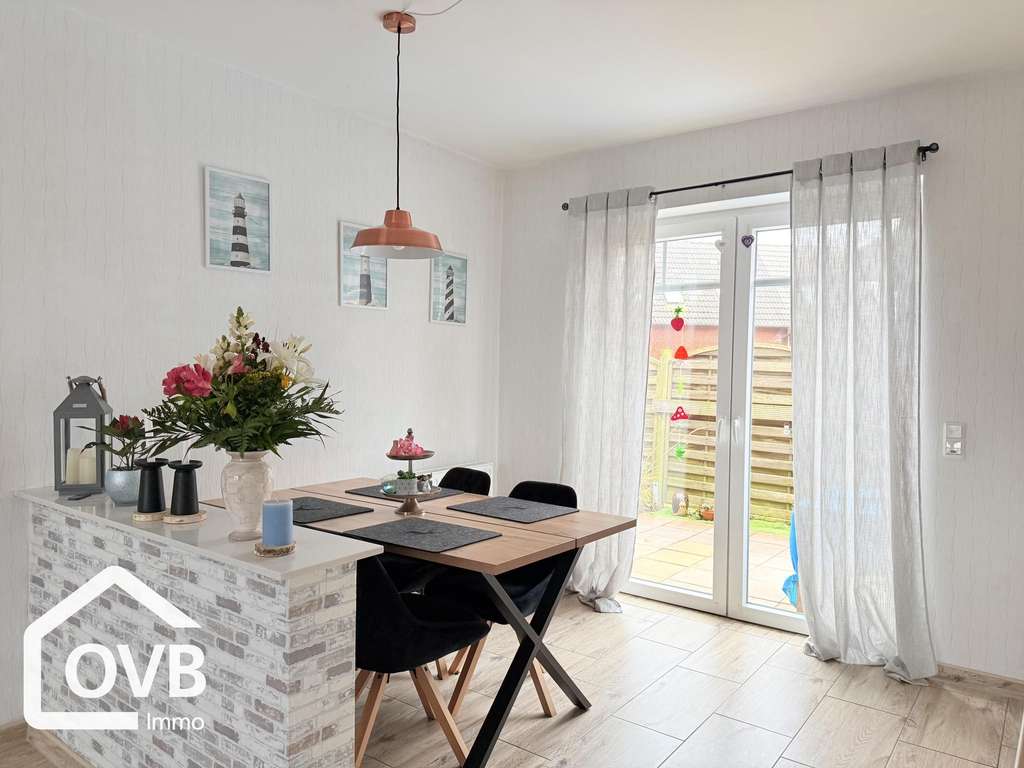 Immobilie in Krummhörn - Solides Mehrfamilienhaus mit fünf Wohneinheiten – gefragte Lage, stabile Vermietung  - Bild 1