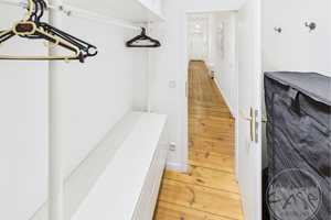 Stilvoll & bezugsfrei: Altbau 2-Zi mit Balkon & Lift im Gleimviertel – Berlin – Vorschaubild 10