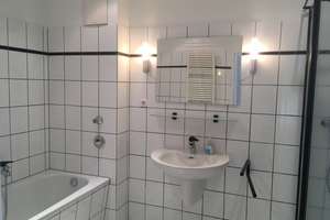 Köln-Weiden/Lessingstrasse: Moderne 3-Zimmerwohnung mit Dachterrasse in kleiner Wohneinheit – Lessingstrasse 00, 50858 Weiden, Köln – Vorschaubild 20