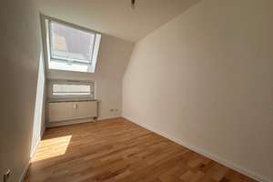 "Mitten im Leben - Citywohnung am Marienplatz in S-Süd - 3-Zi-OG-ETW mit Balkon, Aufzug und TG" – Die vollständige Adresse der Immobilie erhältst du vom Anbieter., 70178 Karlshöhe, Stuttgart – Vorschaubild 4