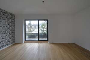 Lichtdurchflutete Penthouse-Wohnung mit 270-Grad-Terrasse in exklusiver Lage von Köln-Marienburg – Die vollständige Adresse der Immobilie erhältst du vom Anbieter., 50968 Marienburg, Köln – Vorschaubild 4