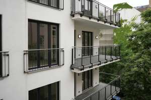 BOXI 12: Neubauwohnung mit Wohnküche, Balkon zum Hof und Aufzug direkt in die Wohnung! – 10245 Friedrichshain, Berlin – Vorschaubild 7