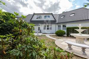 Traumvilla in Isernhagen-Süd mit 480 m² Wohnfläche - ohne Käuferprovision – Die vollständige Adresse der Immobilie erhältst du vom Anbieter., 30657 Isernhagen-Süd, Hannover – Vorschaubild 3