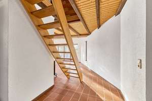 Architektenhaus mit zwei Wohneinheiten, Sauna, großem Grundstück und Waldrandlage zur Modernisierung – Die vollständige Adresse der Immobilie erhältst du vom Anbieter., 64289 Kranichstein, Darmstadt – Vorschaubild 21