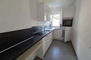 Helles 2-Zimmer-Apartment mit Ausblick ins Grüne, separate Küche + Einbauküche, Tageslichtbad – Muhliusstraße 85, 24103 Exerzierplatz, Kiel – Vorschaubild 7