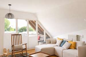 Helle 90 m² Altbauwohnung mit Dachterrasse in zentraler Lage von Köln-Dellbrück – Von-Quadt-Straße 124, 51069 Dellbrück, Köln – Vorschaubild 8