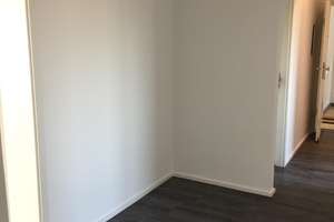 Mehrfamilienhaus mit 8 Wohnungen+1 Gewerbe nach WEG geteilt, 4 Garagen, 7 Stellplätze – Die vollständige Adresse der Immobilie erhältst du vom Anbieter., 90482 Mögeldorf, Nürnberg – Vorschaubild 6