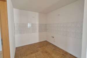 Renovierte 3-Zimmer-Wohnung + Balkon + Bad mit Wanne + Parkett – Silbergraben 7, 99097 Melchendorf, Erfurt – Vorschaubild 5