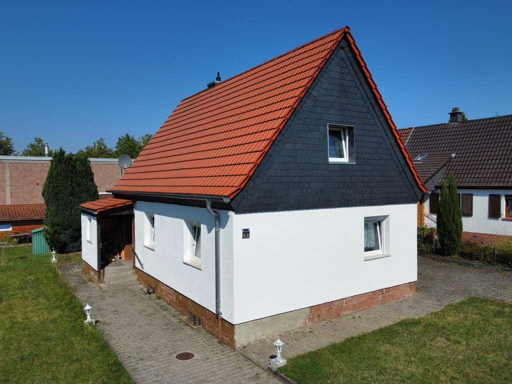 Saniertes, freistehendes Wohnhaus mit Garten! (Erbpacht)