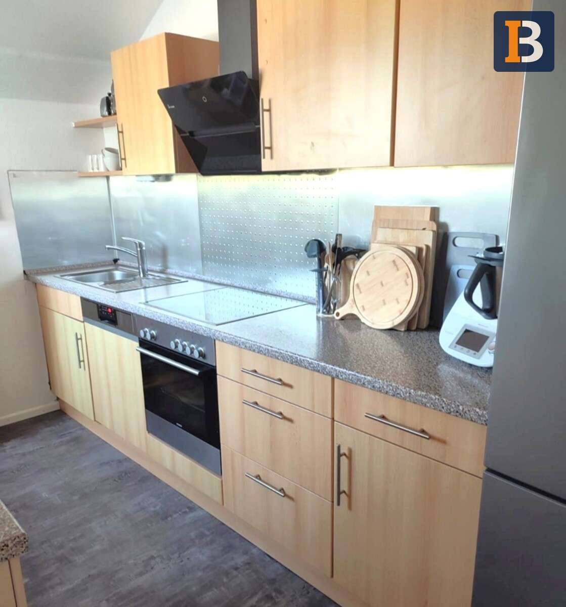 Immobilie in Schliengen - Helle 4-Zimmer-WHG mit 2 Balkonen und Weitblick über Schliengen! - Bild 3