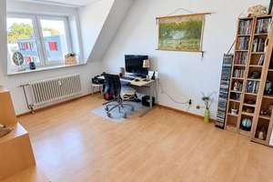 Wohnung in zentraler, ruhiger Lage mit Balkon und Garage (RÖMBKE IMMOBILIEN KG) – 24534 Stadtmitte, Neumünster – Vorschaubild 6