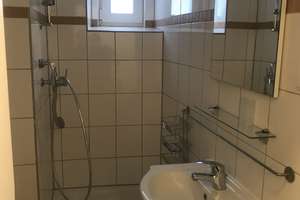 Vollständig renoviertes und neu möbliertes Appartment mit EBK – Kardinal-Galen-Straße 107, 47058 Duissern, Duisburg – Vorschaubild 9