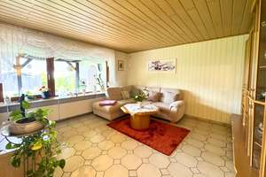 Reihenmittelhaus mit Garten, Vollkeller und klassischer Familienaufteilung in ruhiger und gewachsene – Die vollständige Adresse der Immobilie erhältst du vom Anbieter., 38228 Lebenstedt, Salzgitter – Vorschaubild 1