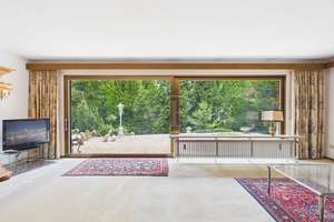 Repräsentative Unternehmer-Villa mit DG-ELW und Atelier in hervorragender und ruhiger Wohnlage – Die vollständige Adresse der Immobilie erhältst du vom Anbieter., 85051 Süd, Ingolstadt – Vorschaubild 4