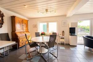 Zwei stilvoll getrennte Wohneinheiten – ein Anwesen mit Charme, Privatsphäre und nachhaltigem Wert – Die vollständige Adresse der Immobilie erhältst du vom Anbieter., 64295 Darmstadt-West, Darmstadt – Vorschaubild 4