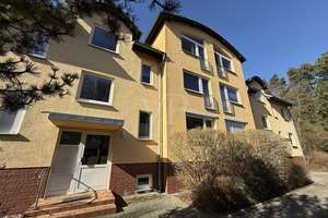 Familienfreundliches Küstenapartment zwischen Wald und Strand