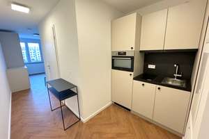 Zentral & Vollmöbliert - Studio Apartment mit Balkon! – Krautstraße 30, 10243 Friedrichshain, Berlin – Vorschaubild 2