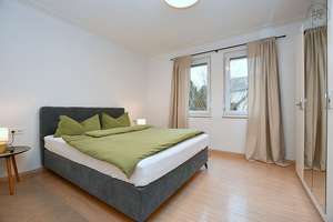 Wunderschöne und modern möblierte Wohnung mit Stellplatz in Zuffenhausen – Die vollständige Adresse der Immobilie erhältst du vom Anbieter., 70435 Zuffenhausen-Mitte, Stuttgart – Vorschaubild 2
