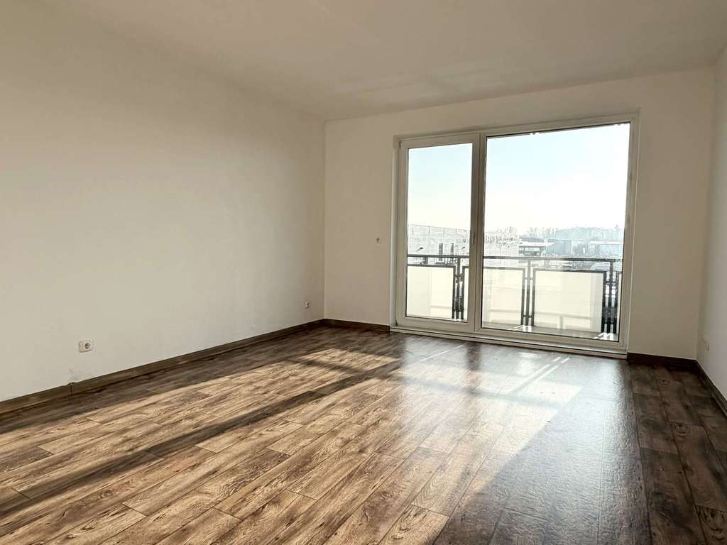 Immobilie in Schorfheide - Bezugsfreie Wohnung mit 2 Balkone, Fußbodenheizung und Stellplatz in Finowfurt - Bild 0