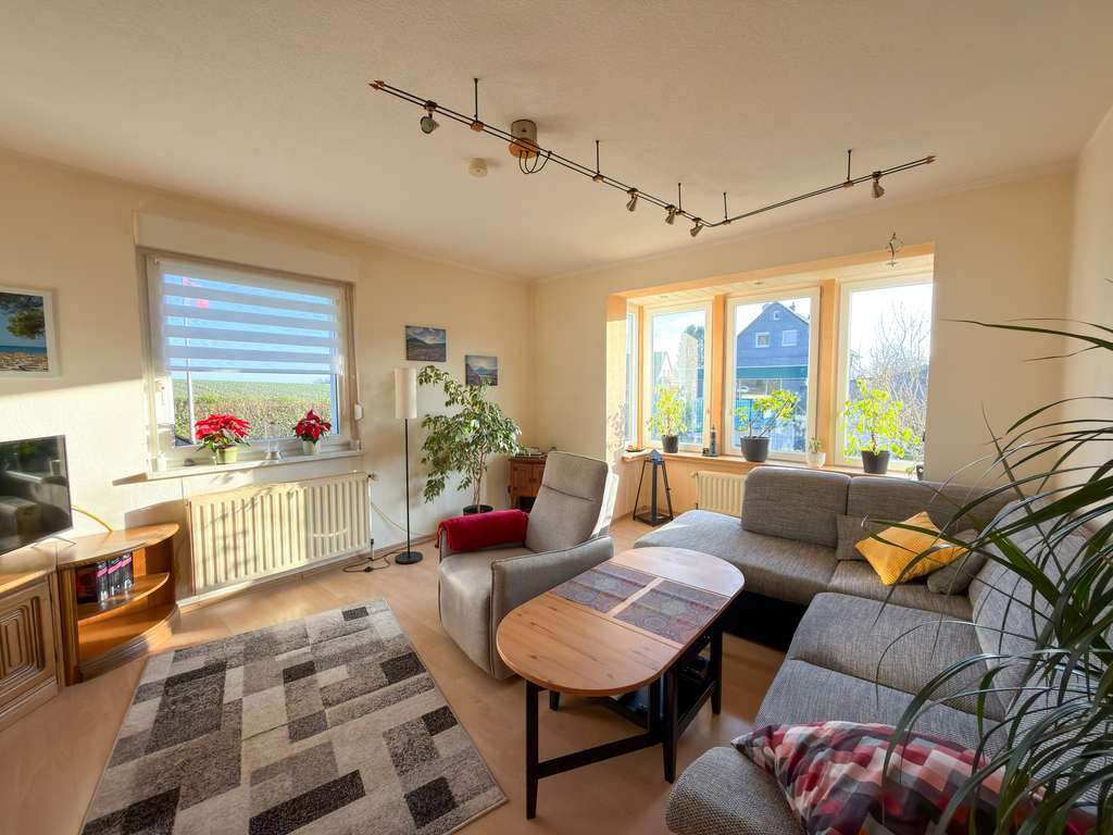 Immobilie in Burscheid - Wohnen & Investieren: Großzügiges Eigenheim mit Mieteinnahmen und Baureserve   - Bild 4