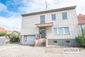 BEGEISTERUNG - renovierungsbedürftiges Ein- bis Zweifamilienhaus mit Garage in Kleinottweiler! – Die vollständige Adresse der Immobilie erhältst du vom Anbieter., 66450 Bexbach – Vorschaubild 1