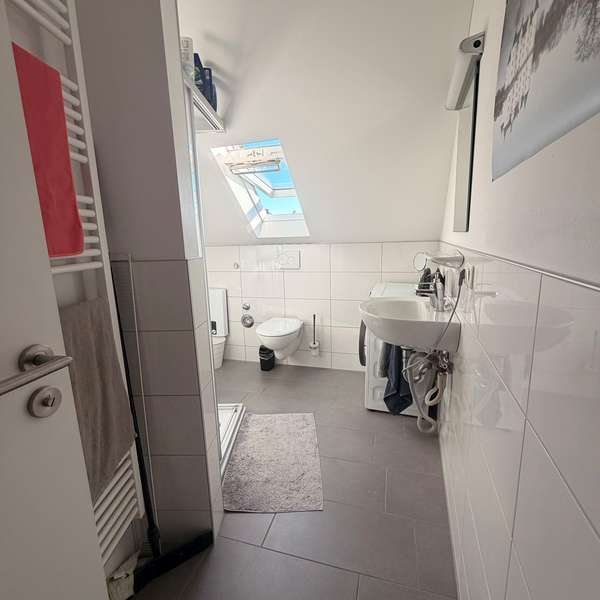 *** helle, charmante WG-taugliche 3-Zimmer-Wohnung - im beliebten Westviertel ***